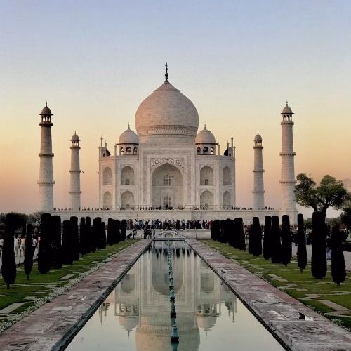 Agra: Taj Mahal, Agra Fort and Fatehpur Sikri Tour